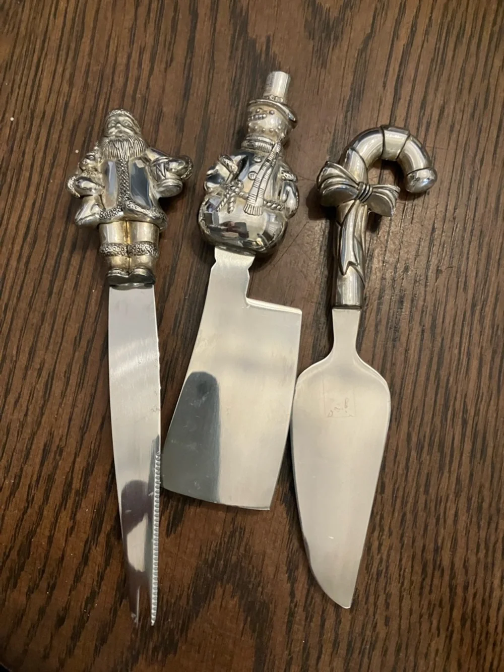 Wallace Stainless Silver Plated Holiday Cheese Set